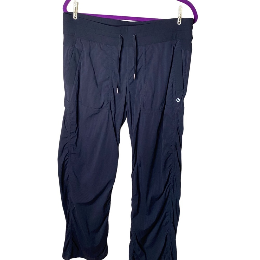 LULULEMON Athletica sz 12 Black Mid Rise Dance Studio Unlined Pant